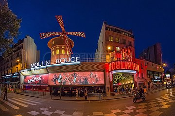 Frankreich. Paris (75) Pigalle Nightlife. Das Moulin Rouge Cabaret bei Nacht