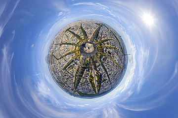 Frankreich. Paris (75) Luftbild von Arc de Triomphe und Etoile Square  Planet
