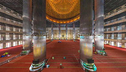 Indonesien. Java. Jakarta. Luftbild des Inneren der Istiqlal-Moschee