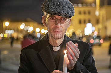 Wolfgang F. Rothe  katholischer Priester  Buch-Autor Missbrauchte Kirche  Porträt  München  10. Februar 2022 abends