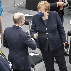 Scholz + Merkel