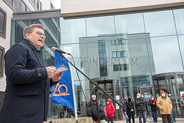 Oberbuergermeister Frank-Tilo Becher (SPD) und Auslaenderbeirat - Gedenken an die Opfer des rechtsterroristischen Anschlags Hanau 2020