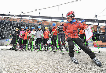 China-Sichuan-Special Education-Skiing (CN)