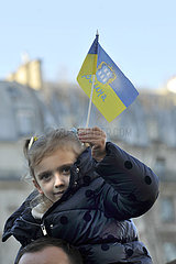 FRANKREICH. Paris (75) Platz Saint-Michel. Neue Unterstützung für das Sammeln- 27. Februar 2022- in der Ukraine nach russischer Invasion