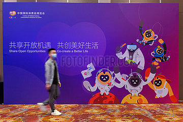 China-Hainan-Haikou-China Int'l Consumer Products Expo-Maskottchen (CN)