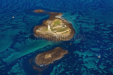 FRANKREICH. BRETAGNE. Finistere (29) Glenan-Archipel  Luftbild der Ile Cigogne (Stork Island)