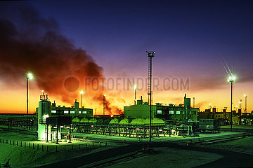 Algeria. Province of Ouargla: Sonatrach plant (Algerian oil and gas company) in the Algerian Sahara. Hassi Messaoud site (oil). South Industrial Complex. Sonatrach is the first company in Africa