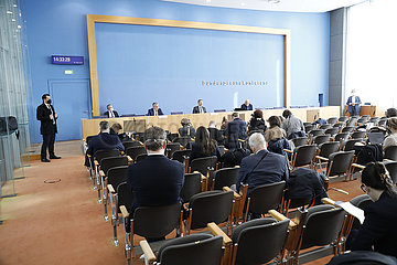 Bundespressekonferenz zum Thema: Eckwerte zum Regierungsentwurf 2023 und Finanzplan 2022 - 2026