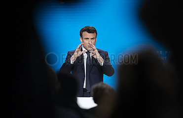 Frankreich-Aubervillier-Macron-Re-Wahl-Manifest