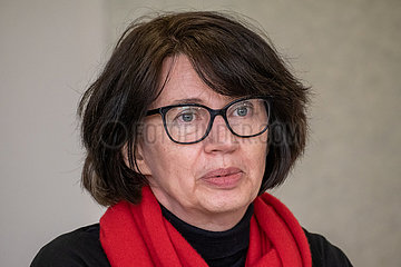 Deutschland  Bremen - Bremer Gesundheitssenatorin Claudia Bernhard (Die Linke)