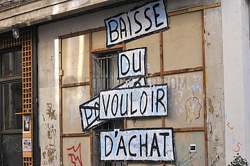 FRANKREICH. Paris (75) 11. Bezirk. Rue de Charonne. Street Art (Rückgang des Wechsels zu Kaufkraft)