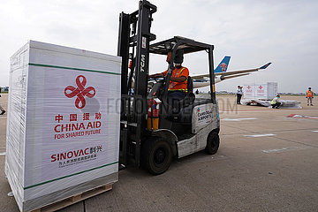 Kambodscha-Phnom Penh-China-Impfstoff-Ankunft