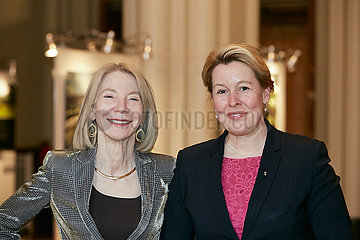 Berlin  Deutschland - Franziska Giffey und Amy Gutmann im Roten Rathaus.