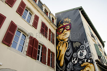 France. Pyrenees Atlantiques (64) Bayonne. Street art festival Points de vue. Fresco by RNST