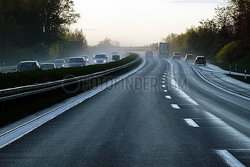 Ragow  Deutschland  nasser Asphalt auf der Autobahn