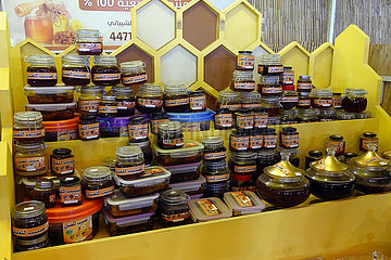 Doha  Katar  Honigverkauf im Souq Waqif