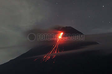 Indonesien-Magelang-Mount-Merapi-Eruption