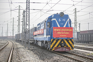 China-Chongqing-New Int'l Land-See-Güterzug (CN)
