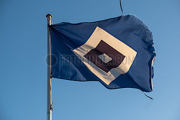 Deutschland  Heidenau - Fahne mit Logo des Fussball-Zweitligavereins HSV