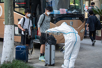 China-Zhejiang-Hangzhou-Covid-19-Quarantin (CN)