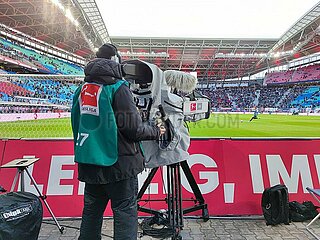 Kameramann bei Bundesligaspiel