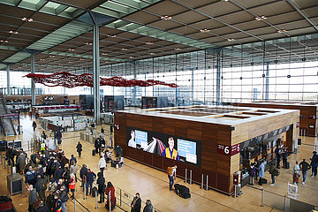 Schoenefeld  Deutschland  Terminal 1 des Flughafen Berlin-Brandenburg International BER