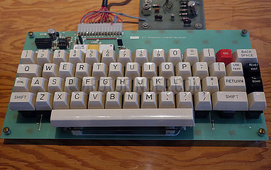 Helsinki  Finnland  Tastatur des ersten Macintosh Computers