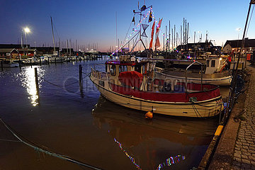 Helsingborg  Schweden  Fischerboote am Abend im Hafen