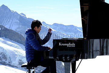 Schweiz-Interlaken-Jungfraujoch-Lang Lang-Pianist