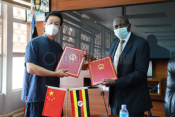 Uganda-Kampala-ökonomische und technische Zusammenarbeit Vereinbarung