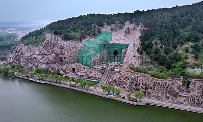 China-Henan-Luoyang-Longmen-Grotten-Wiederherstellung (CN)