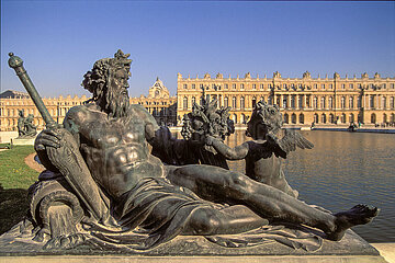 France. Yvelines (78) Palace of Versailles. On the esplanade of the west facade  the basin of the Parterre d'eau  surrounded by bronze statues symbolizing the rivers and rivers of France: here  that of the Seine by Etienne Le Hongre
