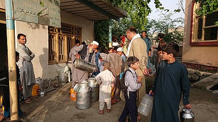 Afghanistan-Jalalabad-Milchanlage