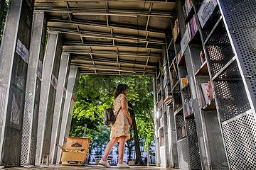 Philippines-Manila-World Book Day-Pop-Up-Bibliothek