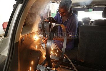 Tansania-daraus salaam-geäußertes Energiewagen