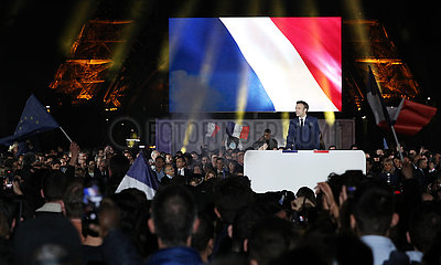 Xinhua Schlagzeilen: Macron wurde als französischer Präsident in der inländischen  internationalen Unsicherheit wiedergewählt