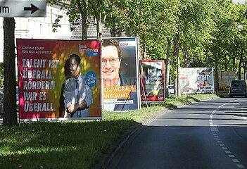 Plakate zur NRW-Landtagswahl 2022