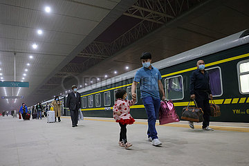 China-Xinjiang-Slow Train Service (CN)
