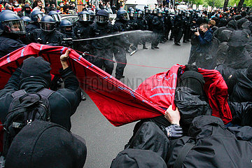 Spannungen beim Revolutionären 1. Mai in Berlin