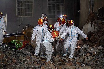 China-Hunan-Changsha-Building Collapse-Rescue (CN)