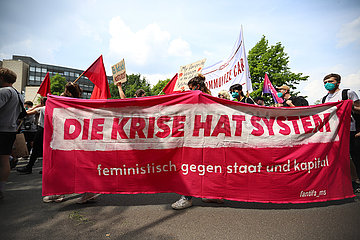 2000 bei der landesweiten Pflege-Demo von Verdi in Düsseldorf