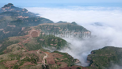 China-Hebei-Taihang-Berge-Aerial-Landschaft (CN)