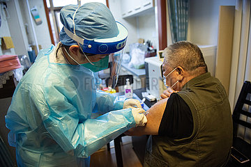 China-Beijing-Covid-19-Vaccination-Elly-Home-Dienst (CN)
