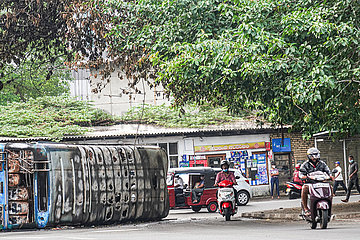 Sri Lanka-Colombo-Clashes-Curfew entspannt