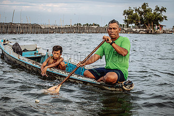 Sinking Villages near Manila Bay
