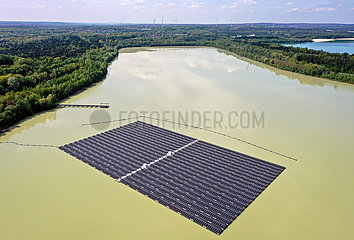 Deutschlands groesster schwimmender Solarpark  Haltern am See  Nordrhein-Westfalen  Deutschland