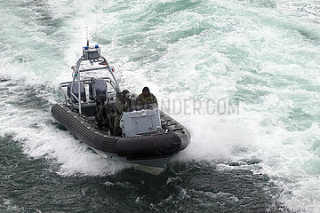 Rostock  Deutschland  Uebung der Maritimen Einsatzgruppe (MEG) der Bundespolizei See auf der Ostsee