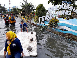 Indonesien-Semarang-Coastal-Flut