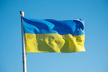 Deutschland  Barenburg - ukrainische Nationalflagge