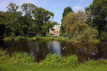 Schlosspark Weitmar  Bochum  Nordrhein-Westfalen  Deutschland